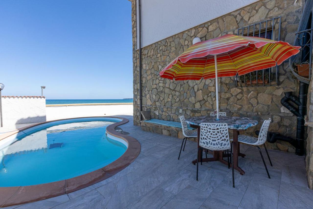 فيلا Casa Vacanza Barbera - In Riva Al Mare ترابيتو المظهر الخارجي الصورة