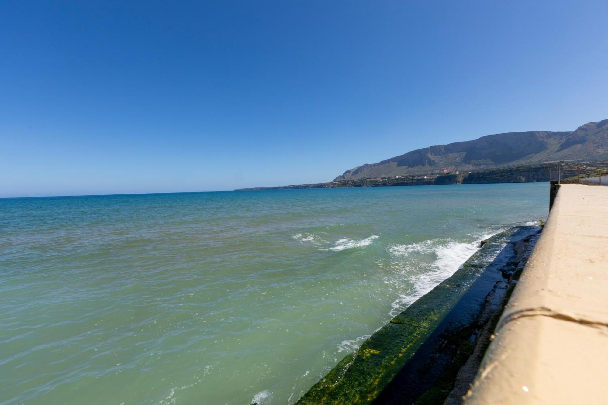 فيلا Casa Vacanza Barbera - In Riva Al Mare ترابيتو المظهر الخارجي الصورة