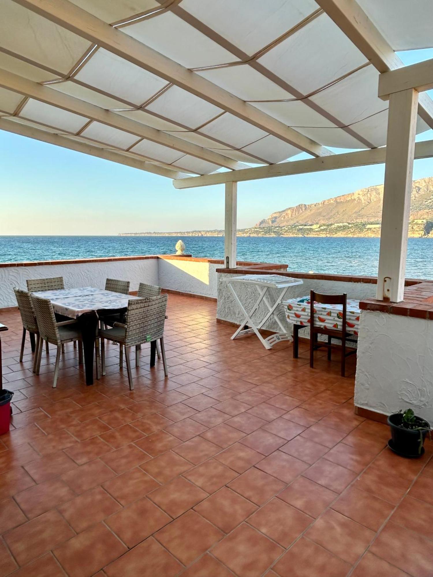 فيلا Casa Vacanza Barbera - In Riva Al Mare ترابيتو المظهر الخارجي الصورة