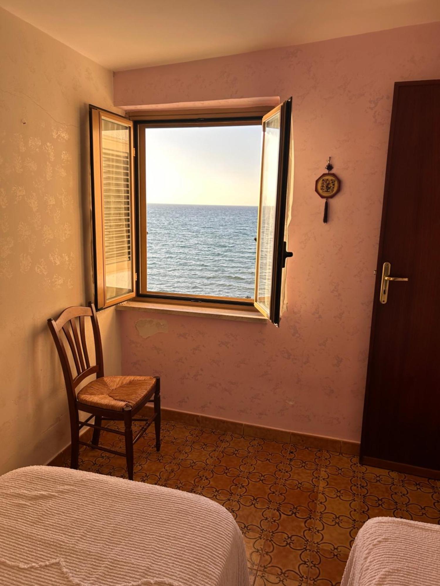 فيلا Casa Vacanza Barbera - In Riva Al Mare ترابيتو المظهر الخارجي الصورة