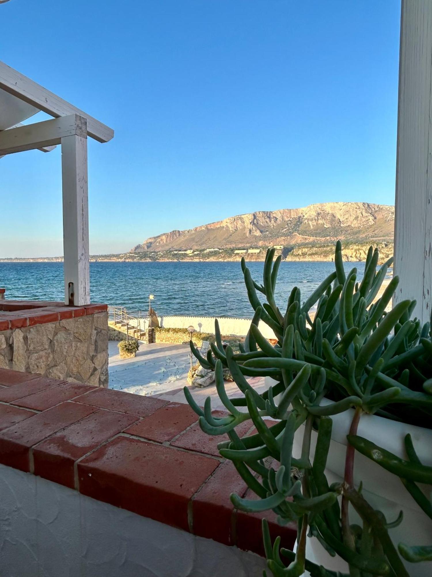 فيلا Casa Vacanza Barbera - In Riva Al Mare ترابيتو المظهر الخارجي الصورة