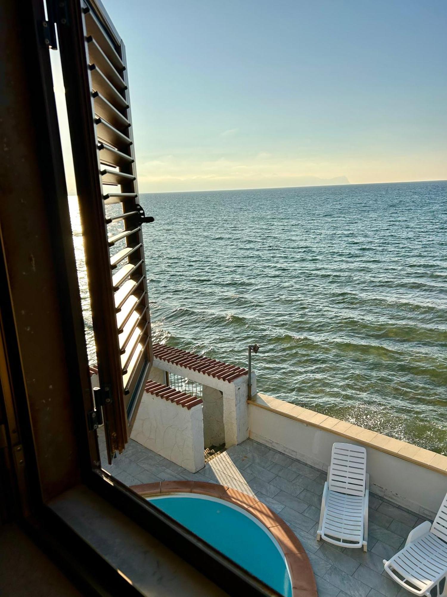 فيلا Casa Vacanza Barbera - In Riva Al Mare ترابيتو المظهر الخارجي الصورة