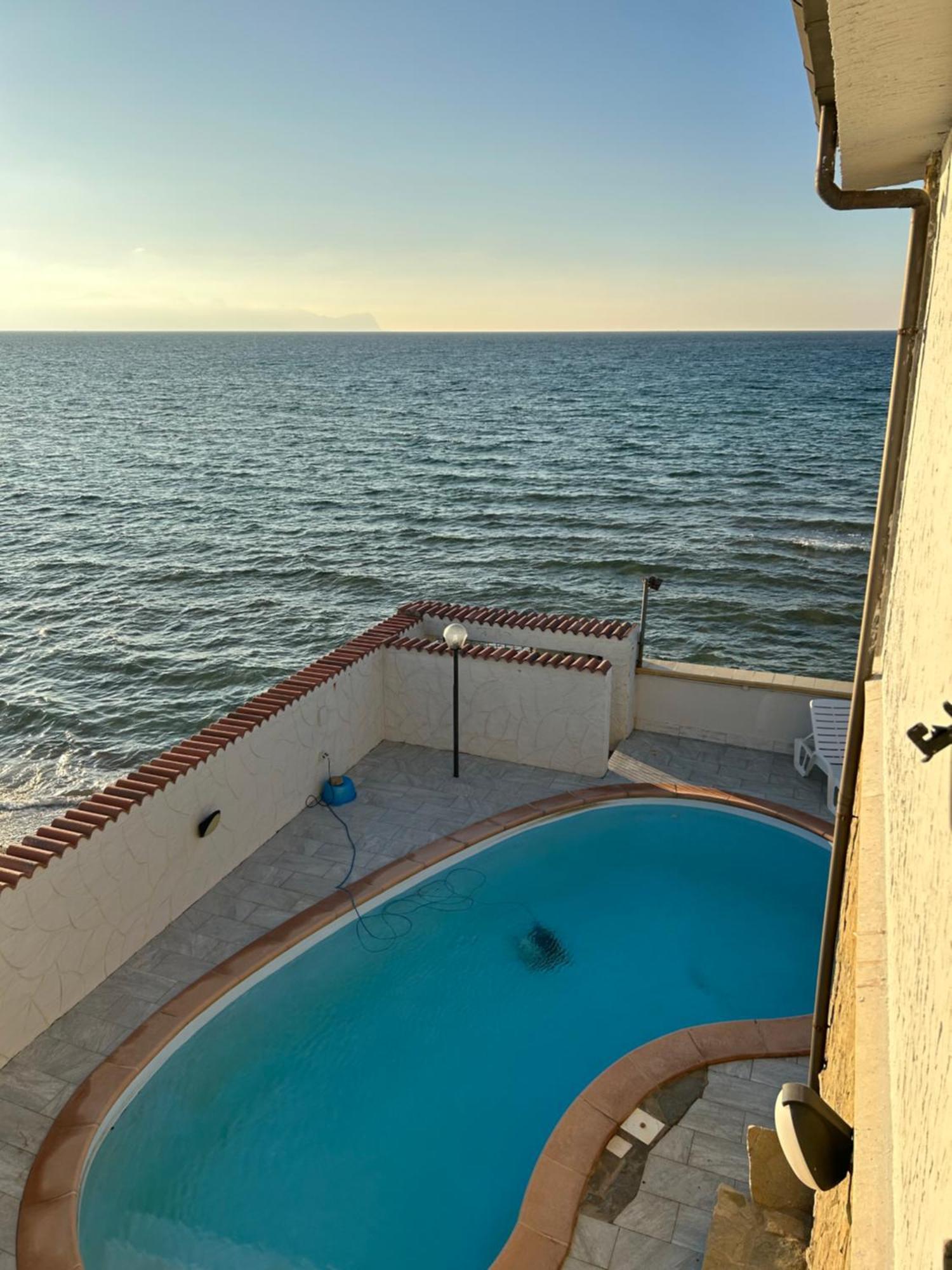 فيلا Casa Vacanza Barbera - In Riva Al Mare ترابيتو المظهر الخارجي الصورة